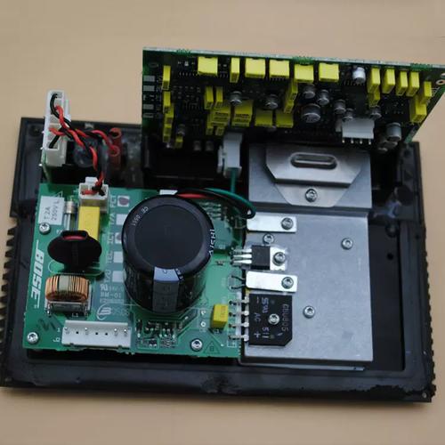 Bose低音炮故障了怎么修？-图2