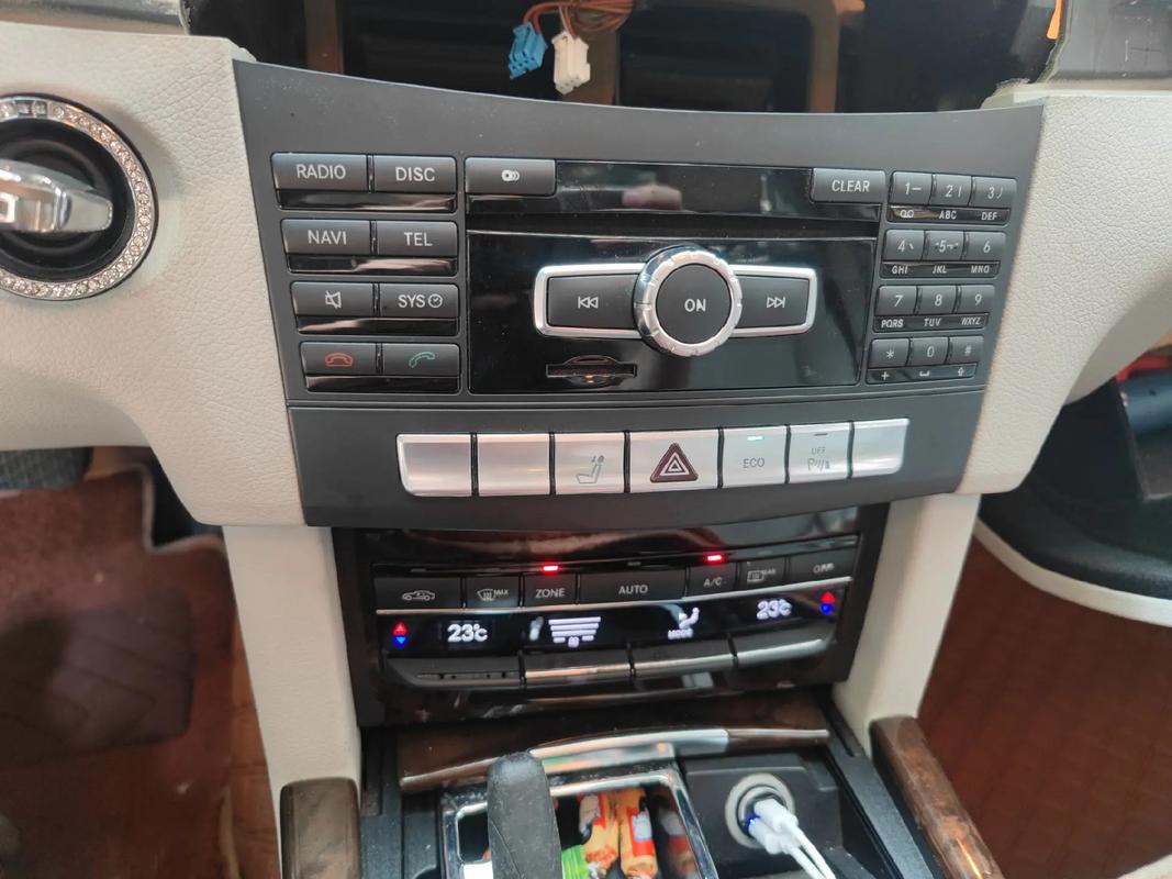 车载CD通电不开机，如何快速维修？-图3