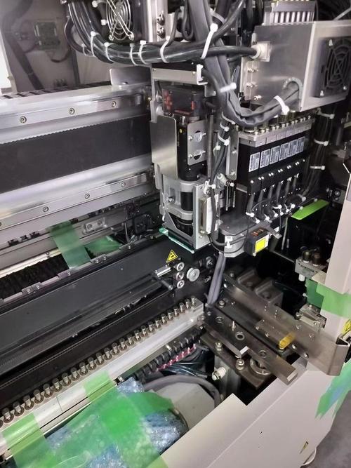 韩国品牌的高速贴片机-图3 韩国品牌的高速贴片机-图3