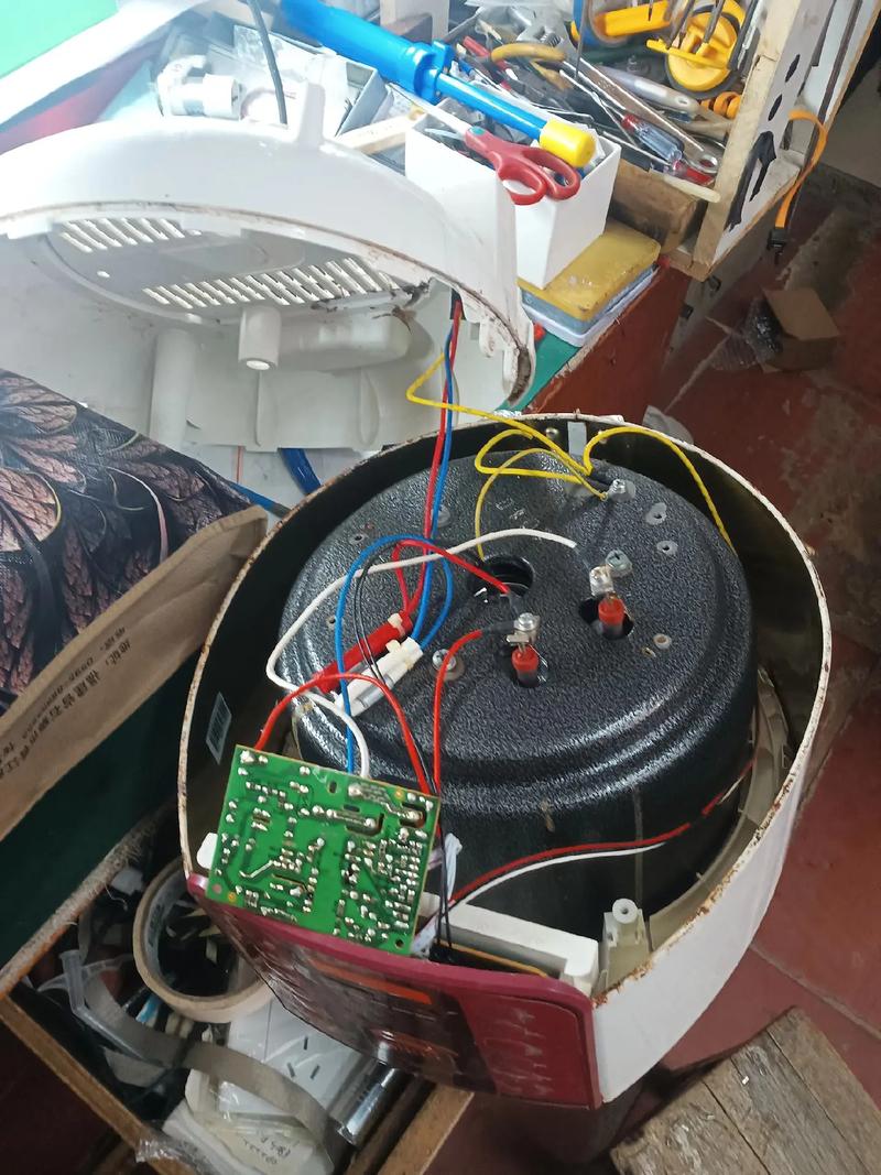 苏泊尔电饭煲维修手册怎么用？-图2