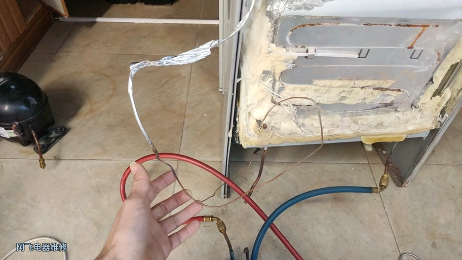 冰箱管子漏气了怎么维修？-图3