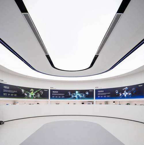 曲面屏技术有哪些公司在主导?-图1 曲面屏技术有哪些公司在主导?-图1