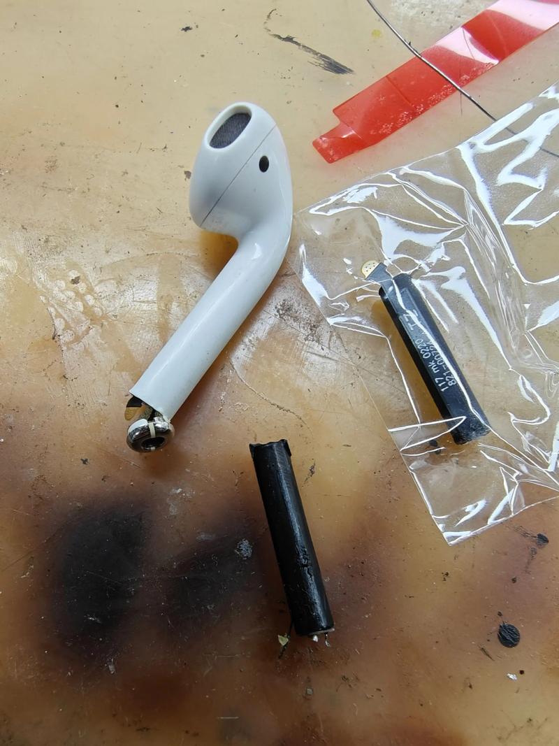 AirPods拆解维修，自己动手可行吗？-图3