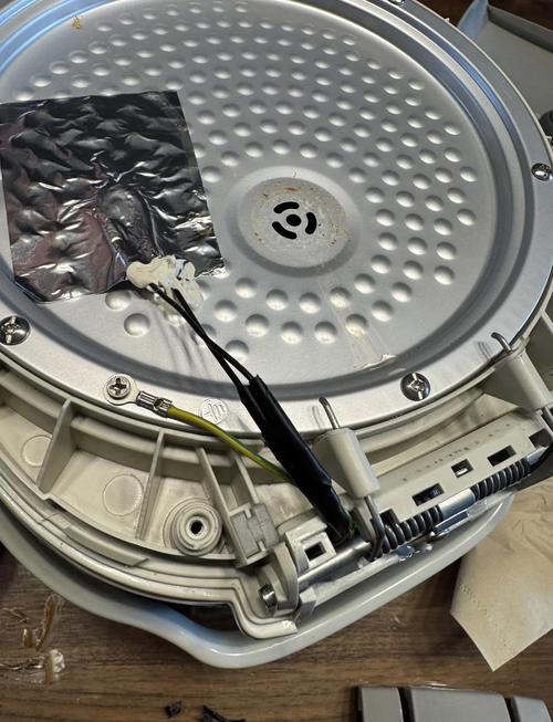 康佳电饭煲E4故障怎么修？-图2