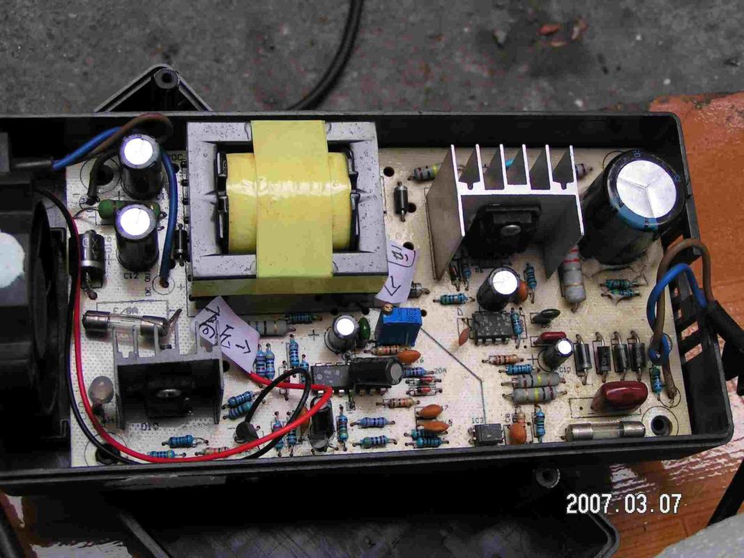 48V电动车充电器坏了怎么修?-图2 48V电动车充电器坏了怎么修?-图2