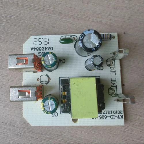 5V2A电源适配器维修怎么判断好坏？-图3