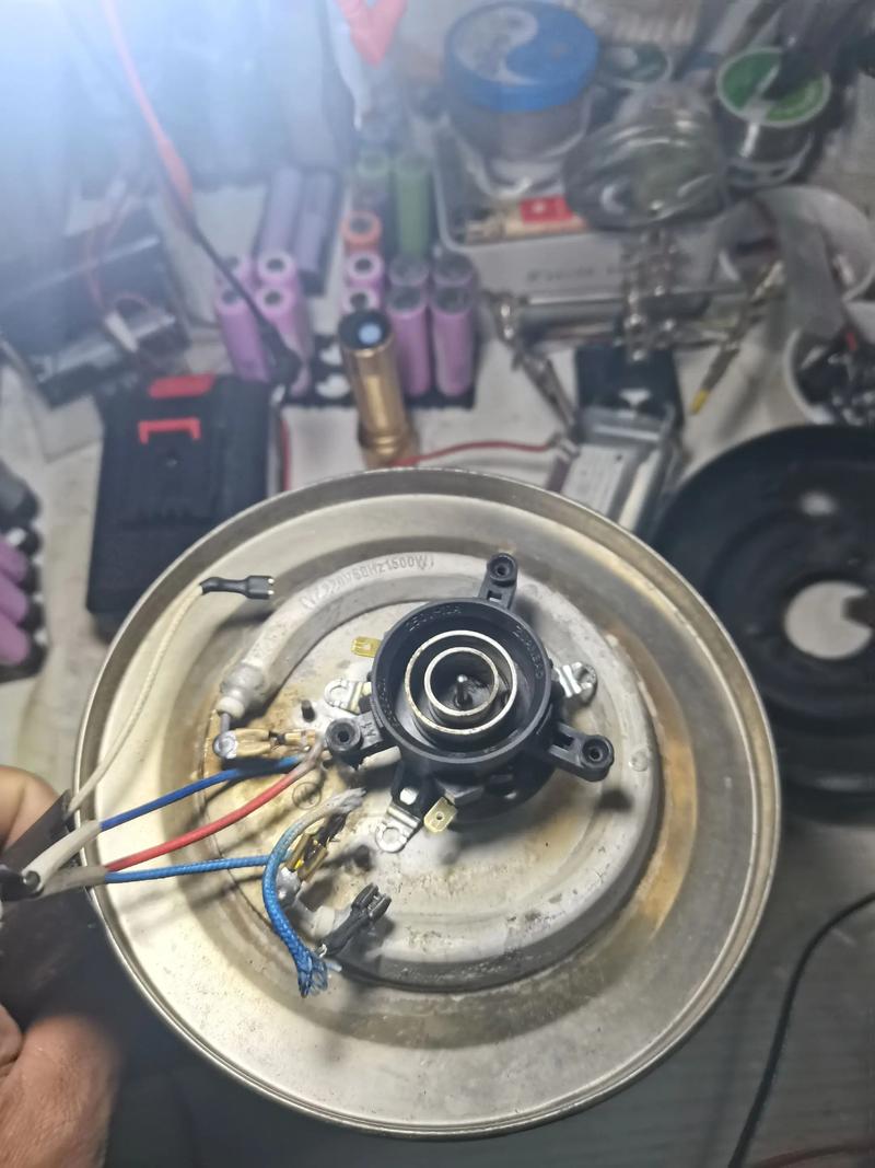 电热水壶维修发烧友，有何独门秘籍？-图1