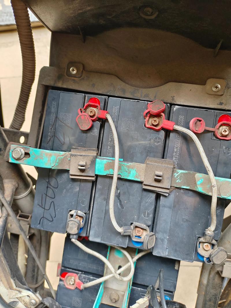 电瓶修复技术视频教程-图2