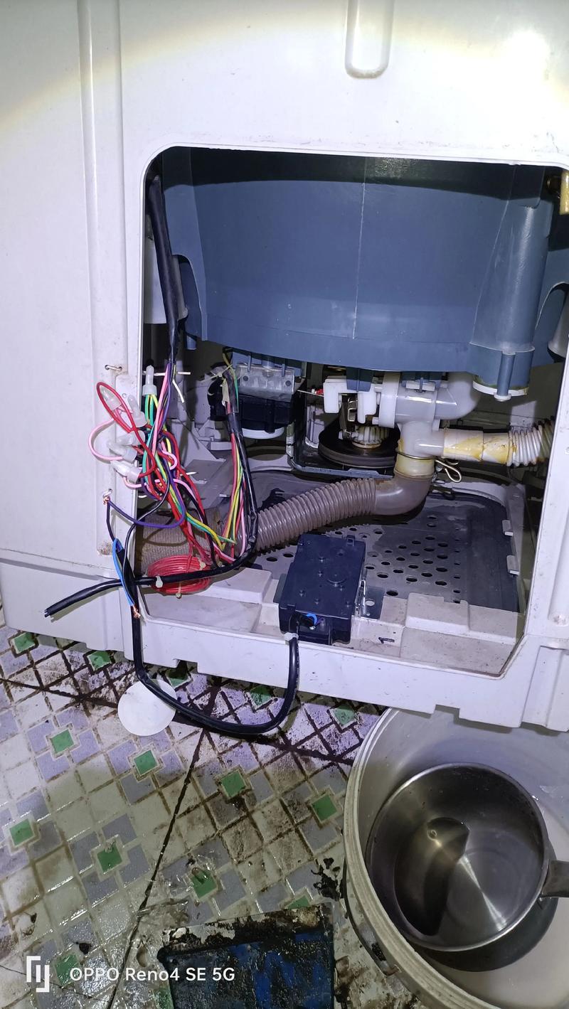 学电器维修的女生多吗？-图3