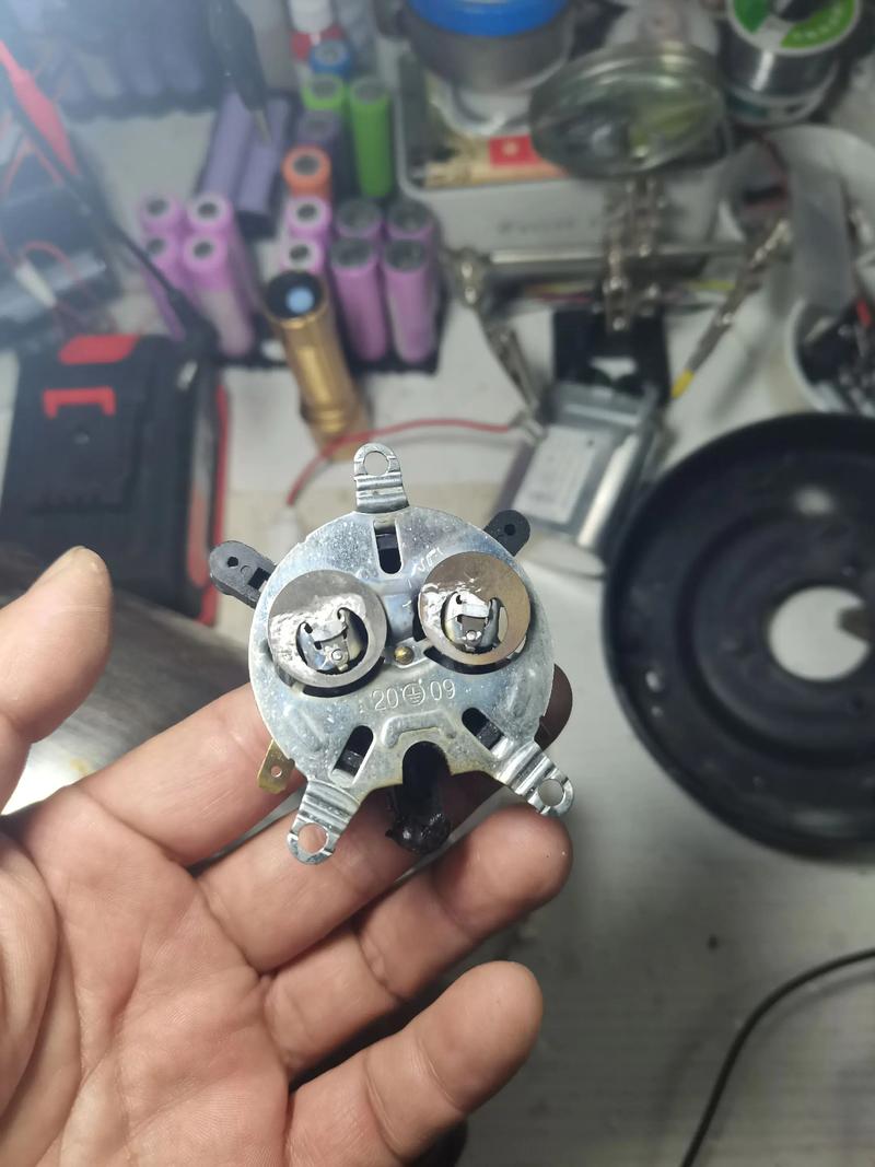 热释电开关一直亮咋修？-图1