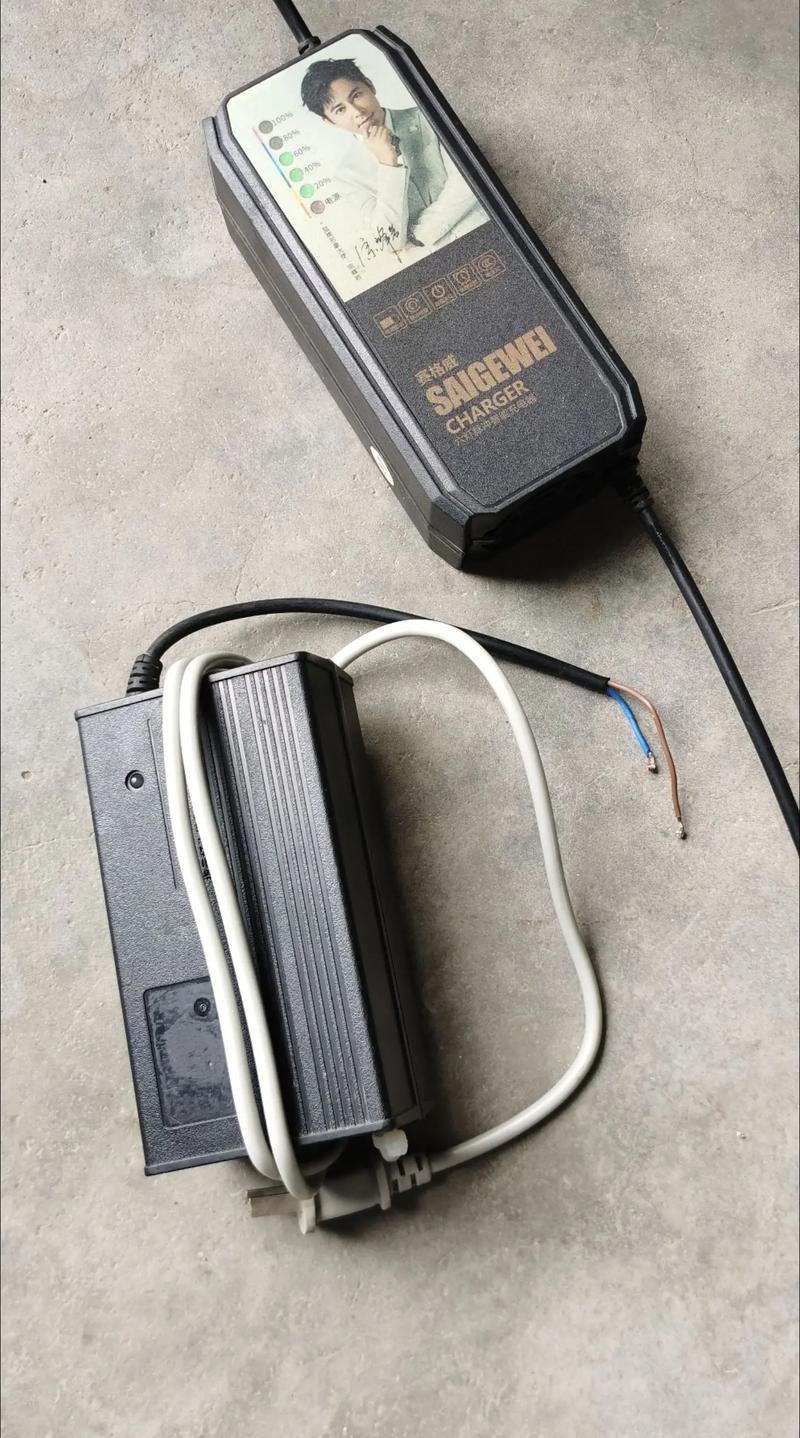 叉车电瓶车充电器维修常见问题有哪些？-图3